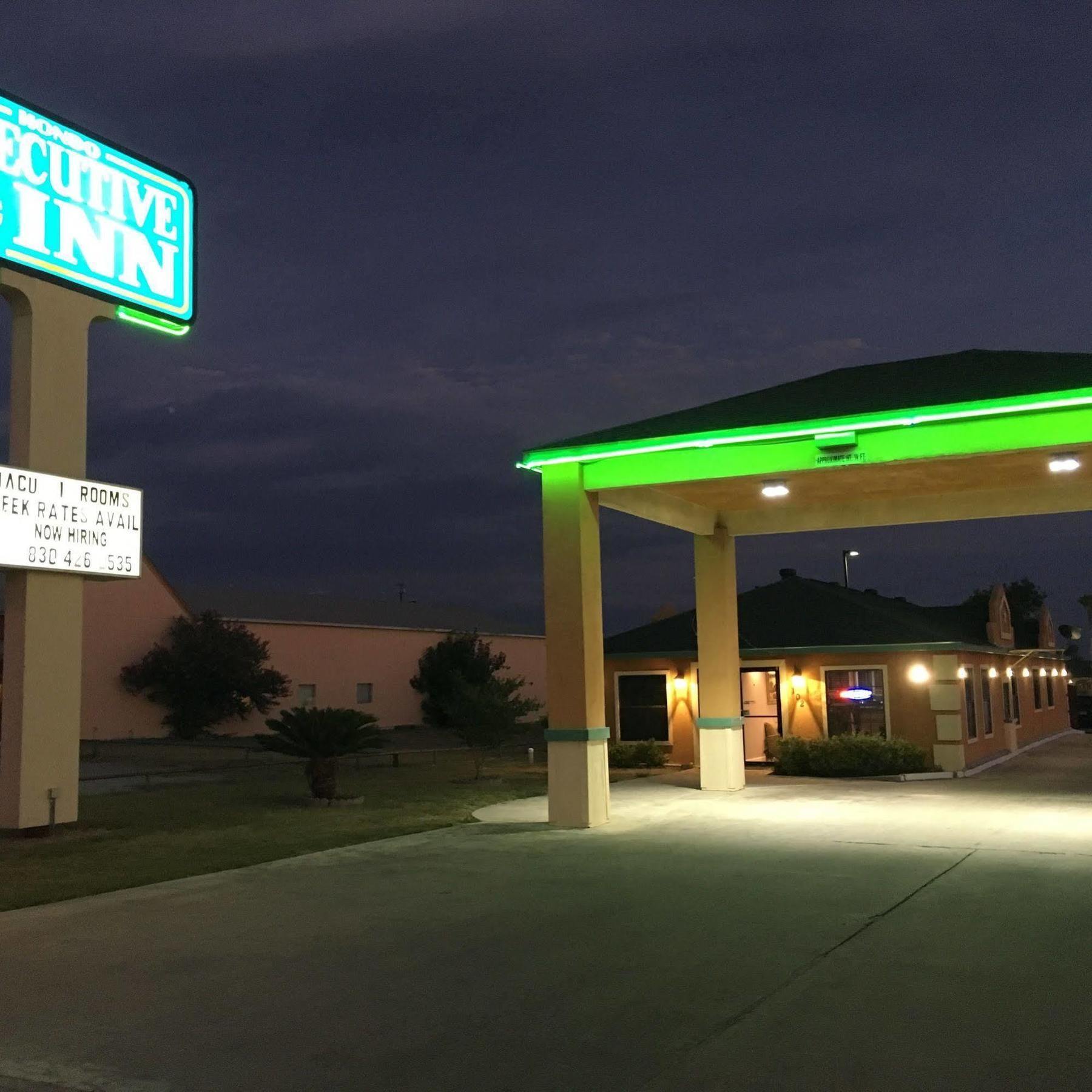 洪多行政酒店 Hondo 外观 照片